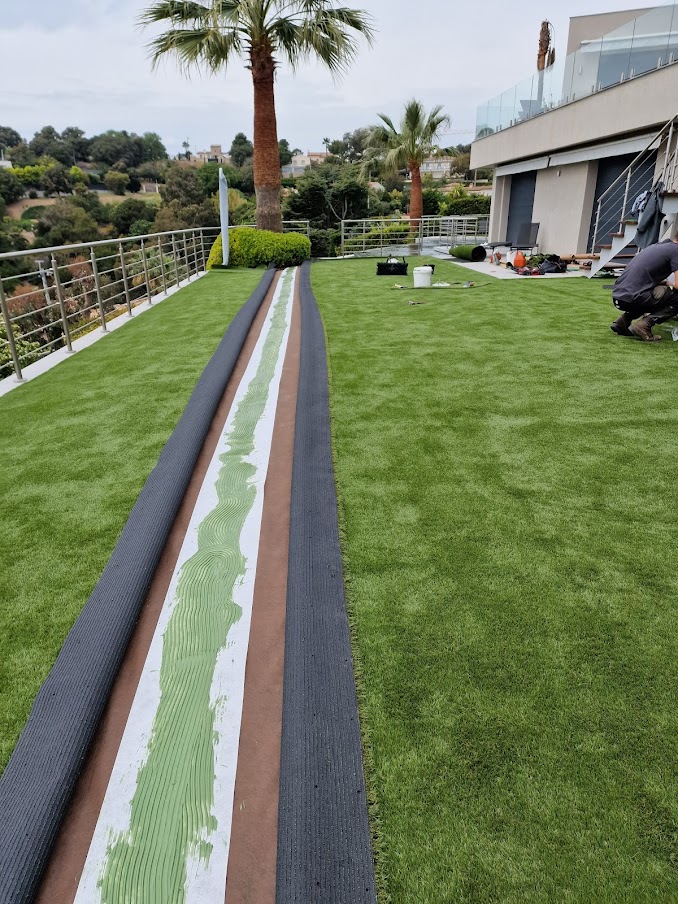 Engazonnement, gazon en plaque et gazon synthétique - BCD Jardin paysagiste à Cannes, Mougins, Le Cannet et 06